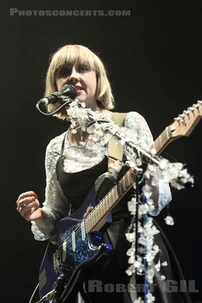 THE JOY FORMIDABLE - 2013-02-20 - PARIS - Zenith - Rhiannon Bryan